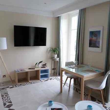 - Promenade Des Anglais Апартаменты *