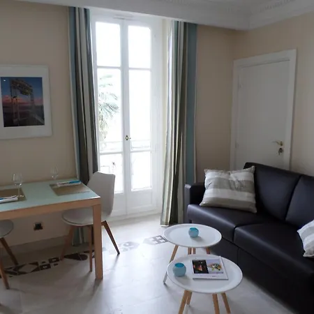 - Promenade Des Anglais Апартаменты Ницца